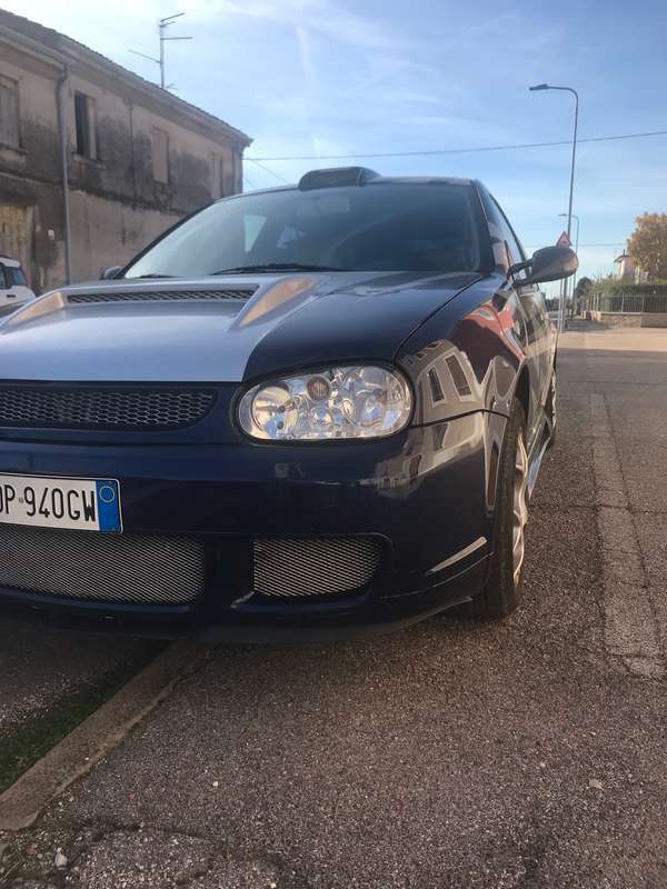 Usato 2000 VW Golf IV 1.9 Diesel 90 CV (2.900 €)