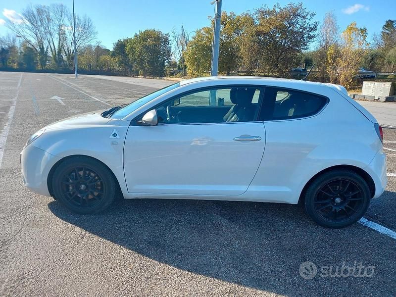 Usata Alfa Romeo MiTo Quadrifoglio Verde 170 CV (125 kW) 2010 Bianco Utilitaria