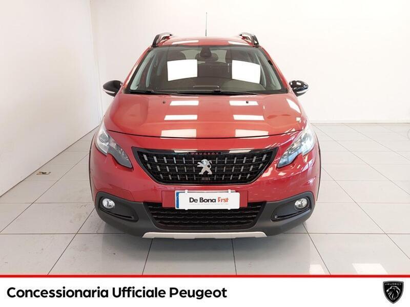 Usato 2016 Peugeot 2008 1.6 Diesel 120 CV (10.890 €)