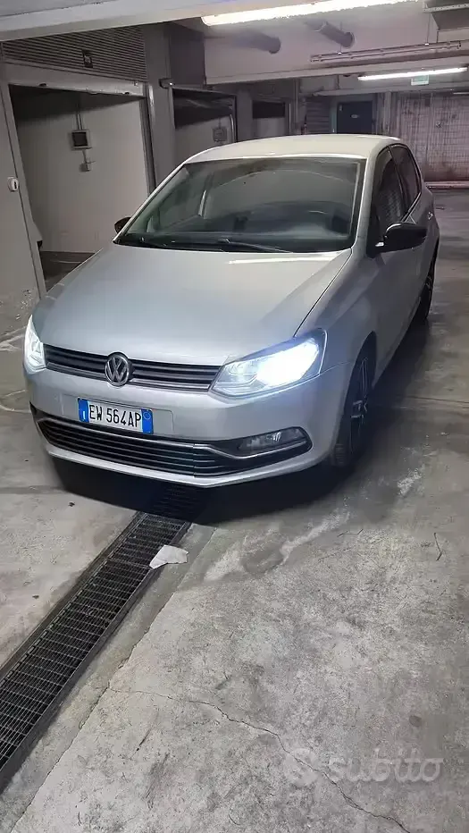Usata VW Polo 75 CV (55 kW) 2014 Grigio Berlina