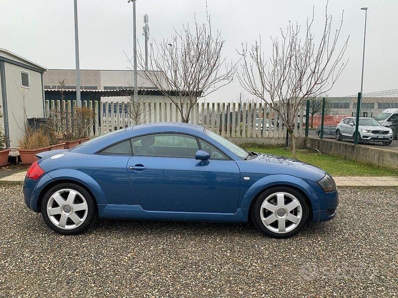 Usata Audi TT 179 CV (131 kW) 1999 Blu Coupé