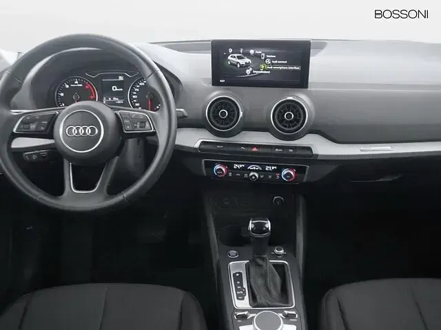 Usata Audi Q2 Admired 116 CV (85 kW) 2022 Rosso SUV