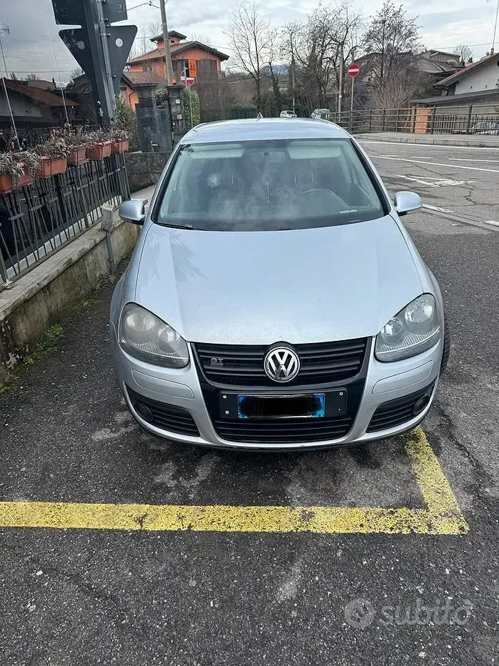 Usata VW Golf VI 105 CV (77 kW) 2008 Grigio Utilitaria