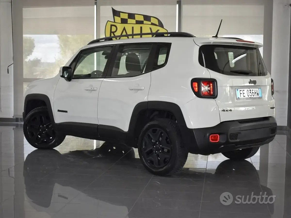 Usata Jeep Renegade 119 CV (87 kW) 2016 Bianco SUV