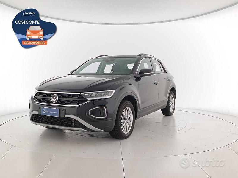 Deep black perlato Usata 2024 VW T-Roc Life SUV | 30.300 € (Buon prezzo) - Immagine 1/4