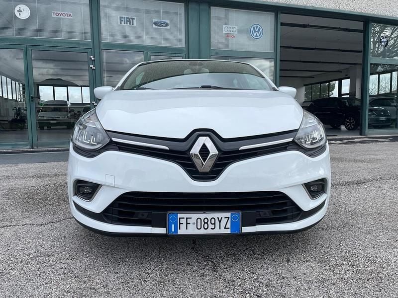 Usata Renault Clio IV Intens 75 CV (55 kW) 2016 Bianco Berlina