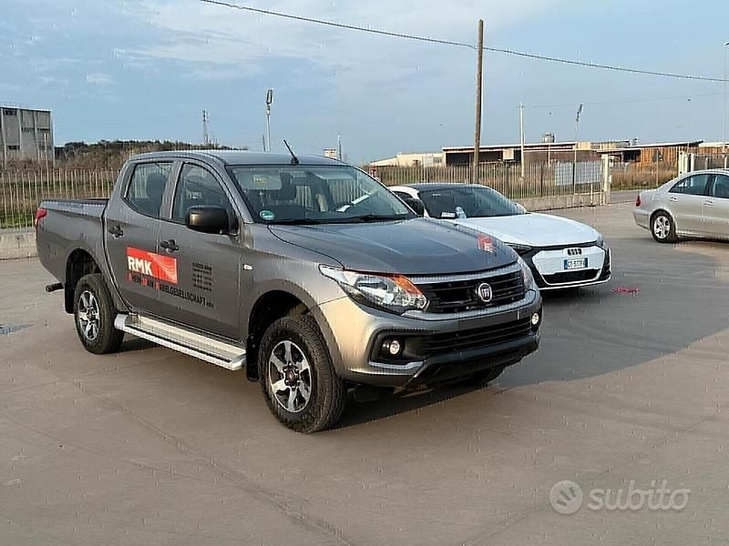 Usata Mitsubishi L200 Invite+ 154 CV (113 kW) 2018 Grigio Pick-up