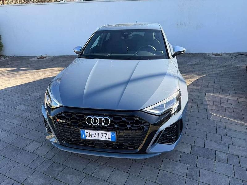 Usata Audi RS3 400 CV (294 kW) 2023 Blu/azzurro Berlina