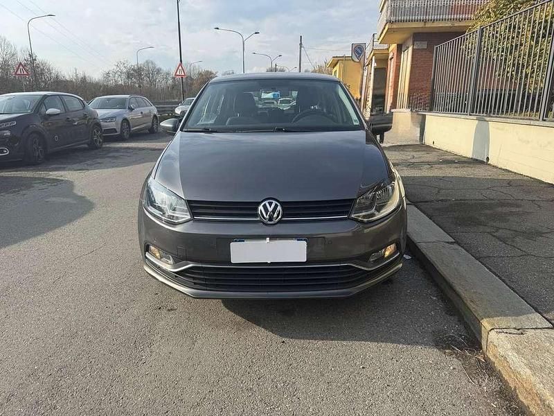 Usata VW Polo Trendline 75 CV (55 kW) 2016 Grigio Berlina