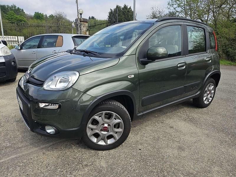 Usata Fiat Panda 4x4 75 CV (55 kW) 2014 Verde Utilitaria