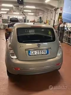 Usata Lancia Ypsilon 60 CV (44 kW) 2008 Beige Utilitaria