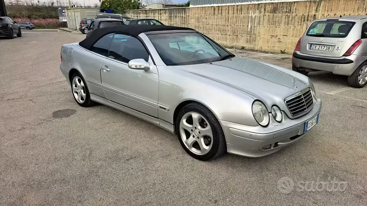 Usata Mercedes CLK200 Avantgarde 163 CV (119 kW) 2003 Grigio Cabrio