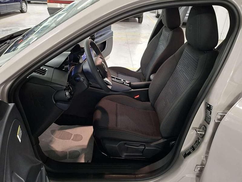 Nuova Alfa Romeo Junior 61 kW (84 CV) 2025 Avorio galleria (636) SUV