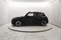 Käytetty Mini Cooper Favoured 204 HP (150 kW) 2024 Musta Viistoperä
