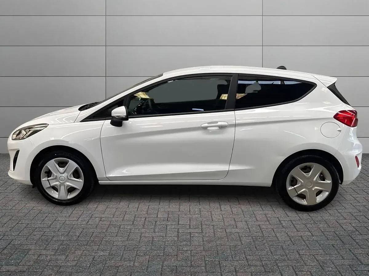 Usata Ford Fiesta Trend 75 CV (55 kW) 2021 Bianco Utilitaria