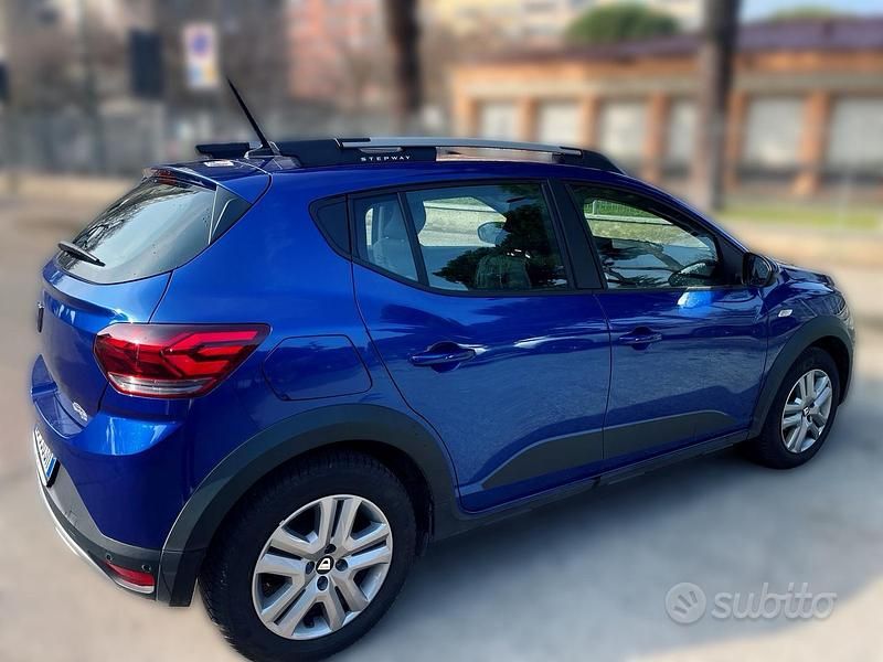Usata Dacia Sandero Expression 91 CV (66 kW) 2022 Blu Berlina