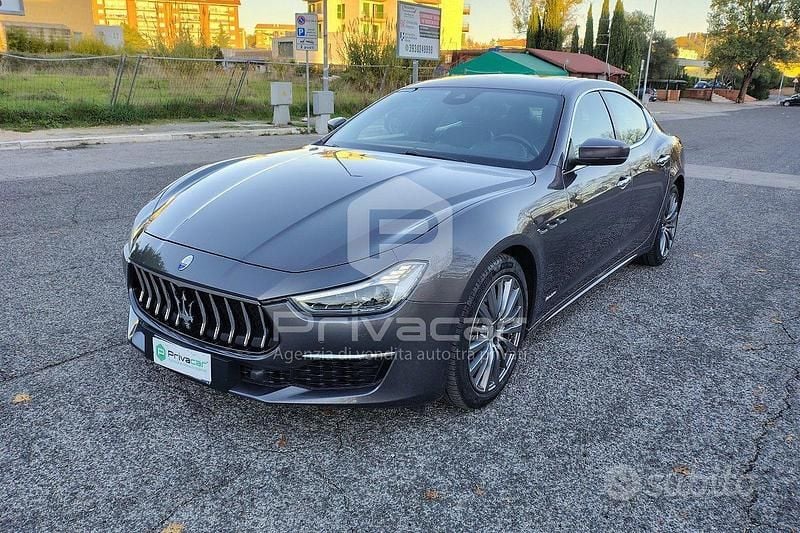 Usata Maserati Ghibli GranLusso 250 CV (183 kW) 2019 Grigio Berlina