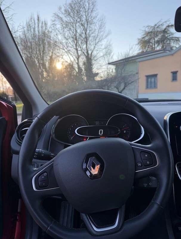 Usata Renault Clio V Intens 90 CV (66 kW) 2021 Berlina