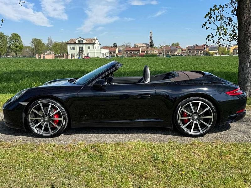 Usata Porsche 911 Carrera S Cabriolet Sport 420 CV (308 kW) 2018 Nero Cabrio