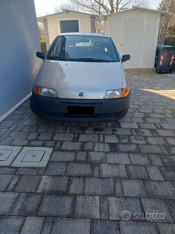 Usata Fiat Punto 1997 Grigio Berlina