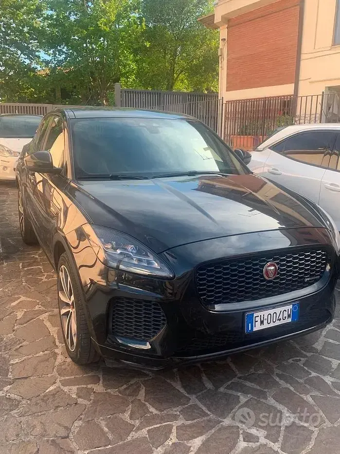 Usata Jaguar E-Pace R-Dynamic 150 CV (110 kW) 2019 Nero SUV