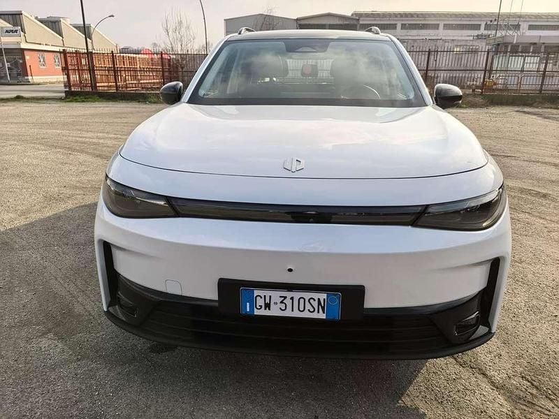 Usata Leapmotor C10 160 kW (218 CV) 2025 Bianco SUV