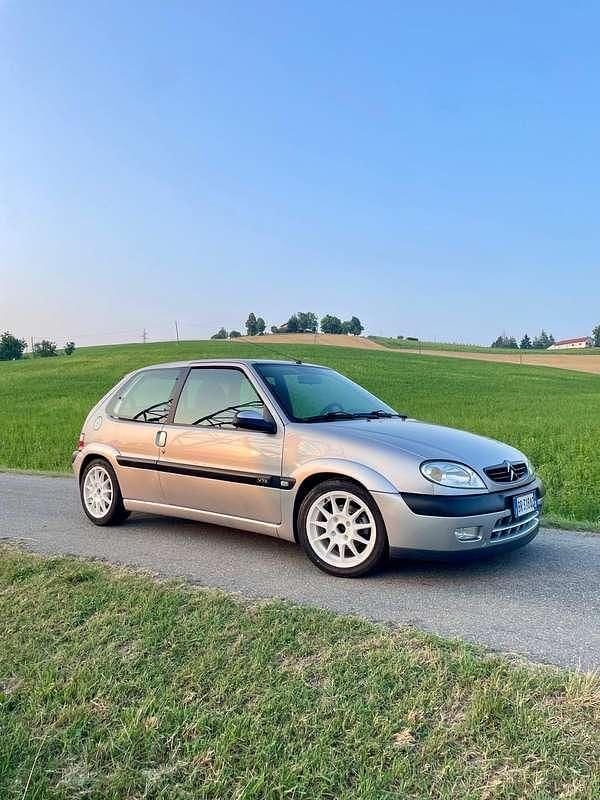 Usata Citroën Saxo 98 CV (72 kW) 2001 Utilitaria