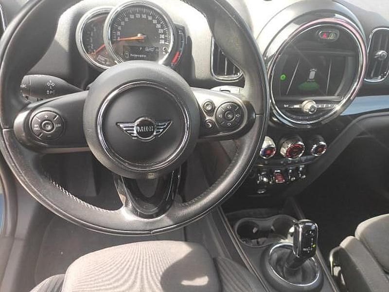 Second-hand Mini Cooper D Countryman 150 CP (110 kW) 2019 Albastru SUV