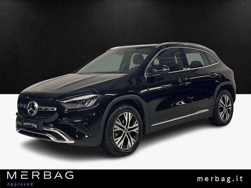 Usata Mercedes GLA180 Business 116 CV (85 kW) 2025 Nero SUV