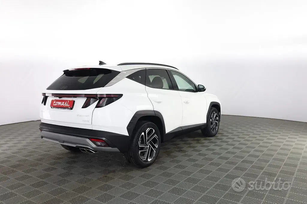 Nuova Hyundai Tucson 179 CV (131 kW) 2026 Bianco SUV