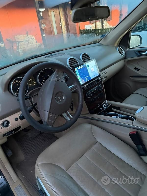 Usata Mercedes ML320 2007 Nero SUV