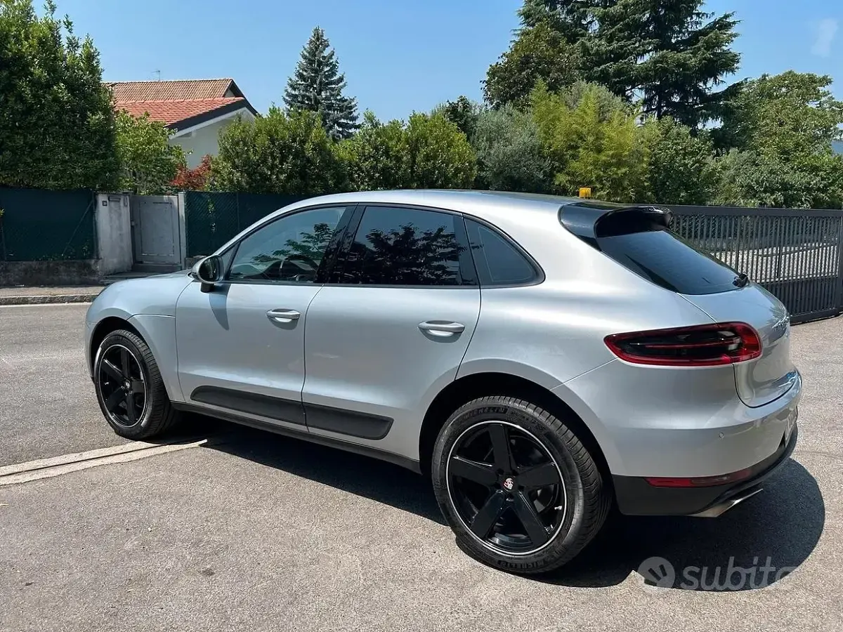 Usata Porsche Macan 252 CV (185 kW) 2016 Grigio SUV