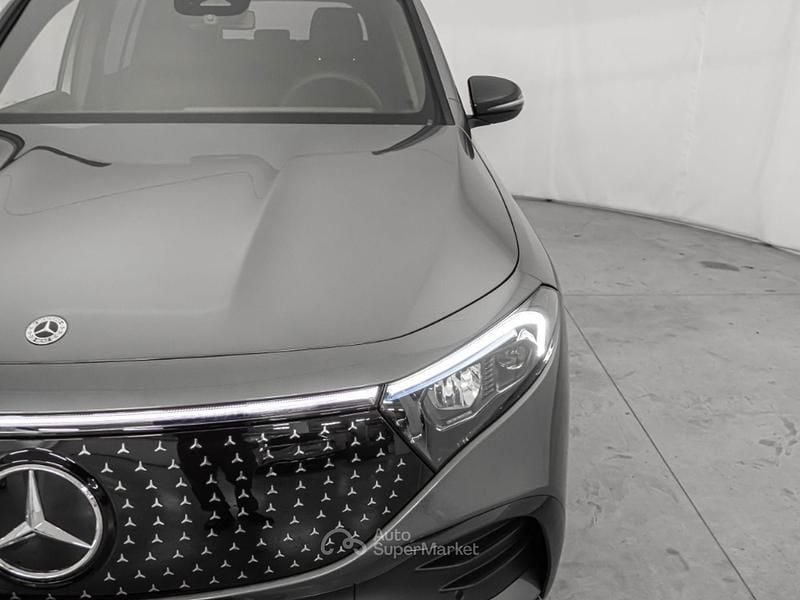 Nuova Mercedes EQB250+ 139 kW (189 CV) 2026 Gray SUV