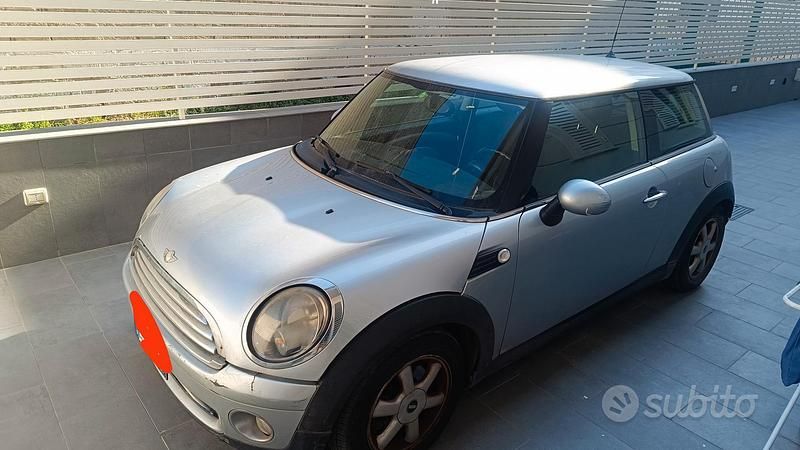 Usata 2008 Mini ONE Due volumi | 400 € - Immagine 1/4