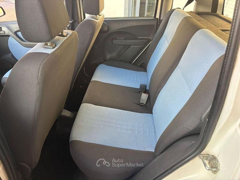 Usata Fiat Panda Dynamic 60 CV (44 kW) 2007 Bianco Utilitaria