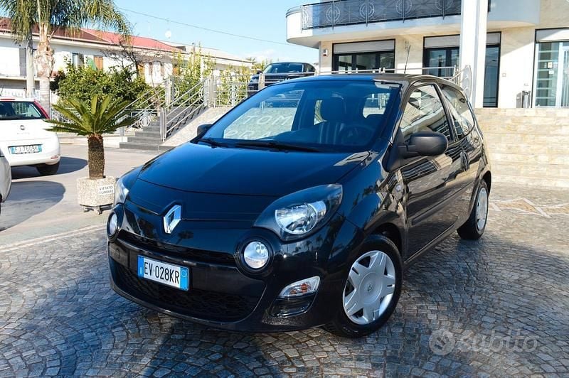 Nero Usata 2014 Renault Twingo Night&Day Due volumi | 4500 € (Ottimo prezzo) - Immagine 1/4