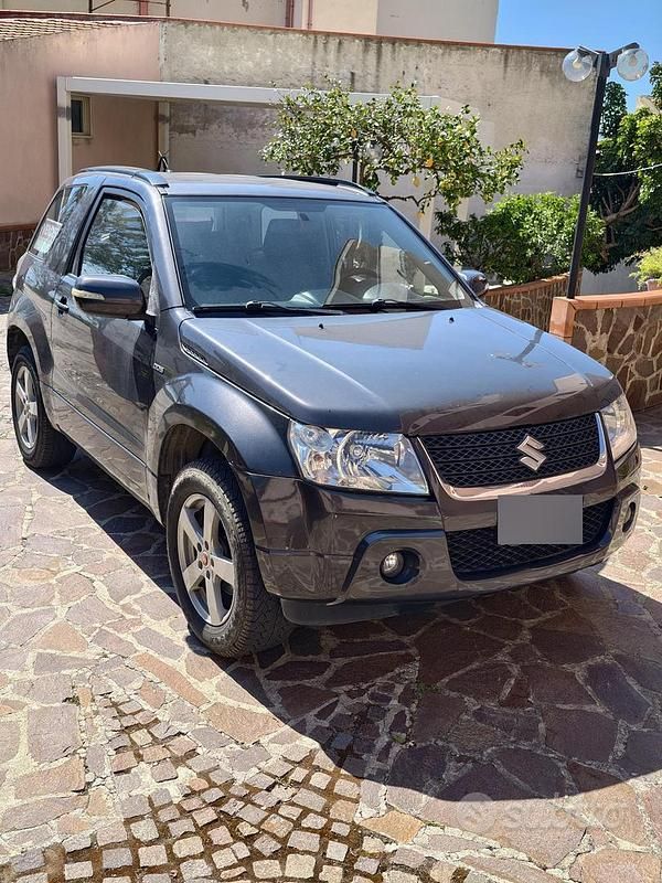 Usata Suzuki Grand Vitara 129 CV (94 kW) 2012 SUV