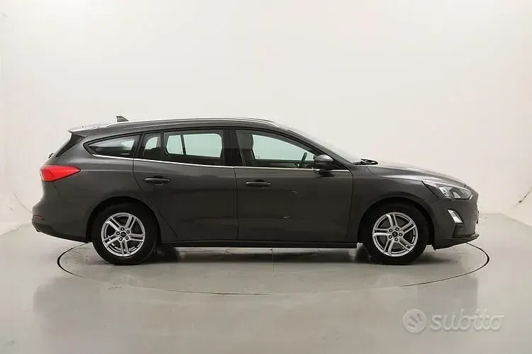 Usata Ford Focus Business Edition 120 CV (88 kW) 2021 Grigio Station wagon