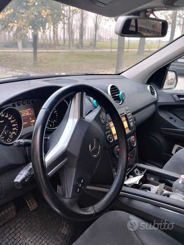 Usata Mercedes ML320 2009 Nero SUV