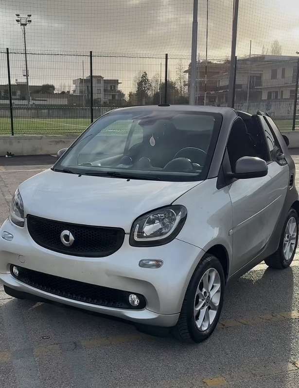Usata 2019 Smart ForTwo Cabrio Passion Cabrio | 12.500 € (Super prezzo) - Immagine 1/4
