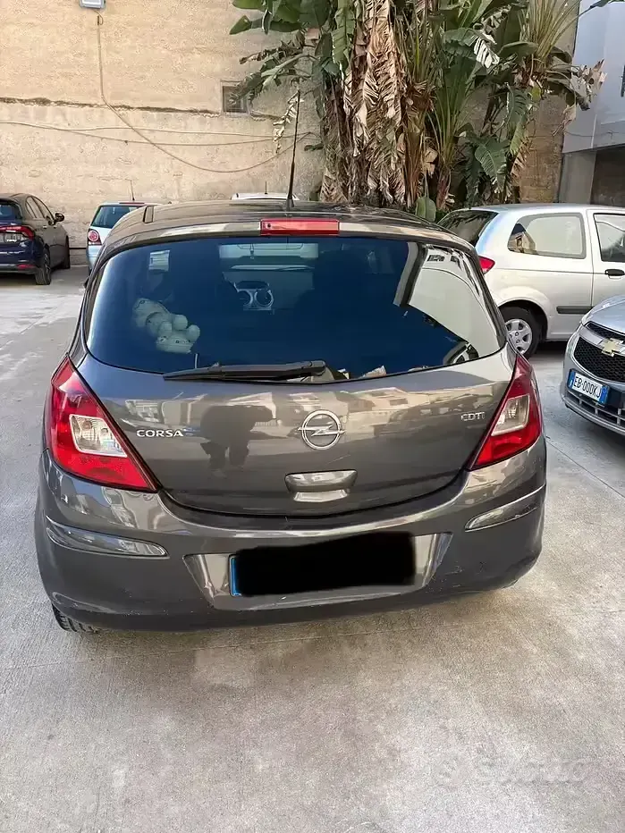 Usata Opel Corsa 2011 Utilitaria