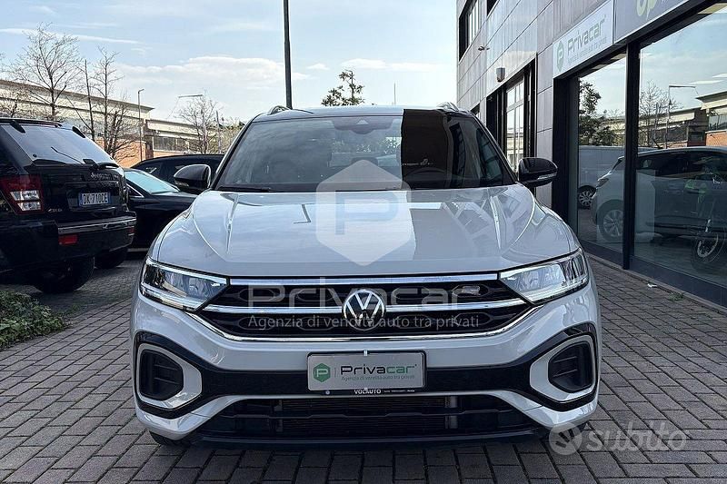Usata VW T-Roc R-line 150 CV (110 kW) 2023 Grigio SUV