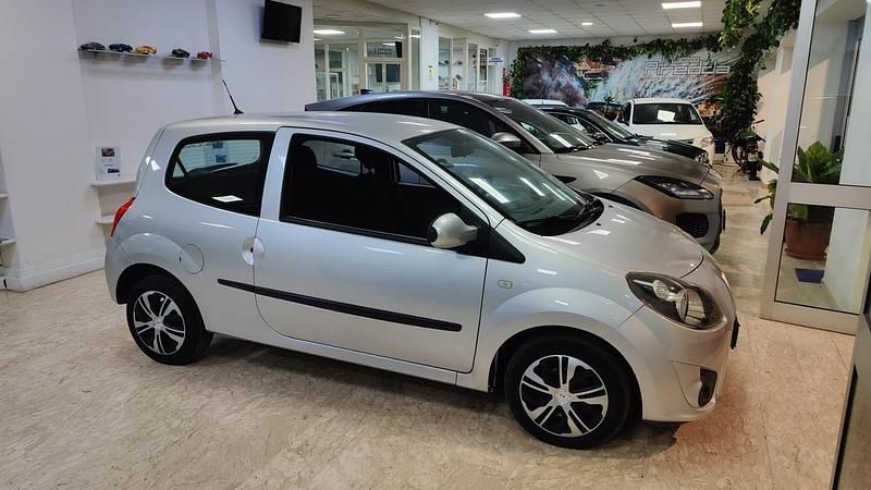 Usata Renault Twingo 58 CV (42 kW) 2009 Argento Utilitaria