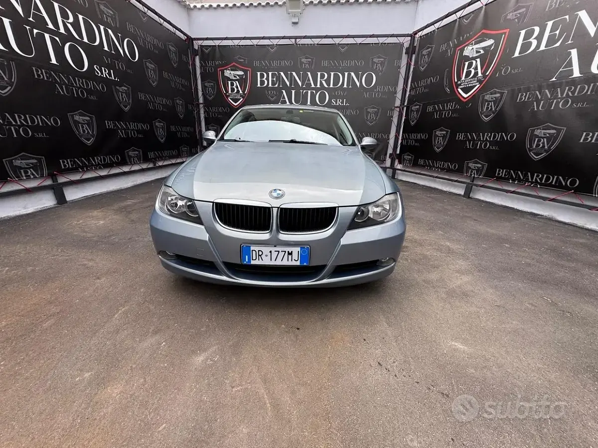 Usata BMW 320 163 CV (119 kW) 2008 Blu Station wagon
