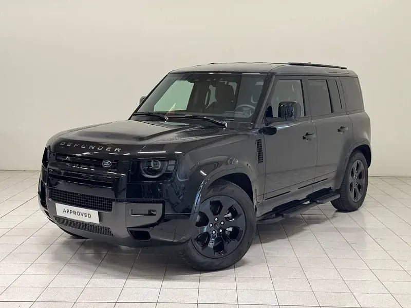 Usata Land Rover Defender SE Dynamic 200 CV (147 kW) 2025 SUV