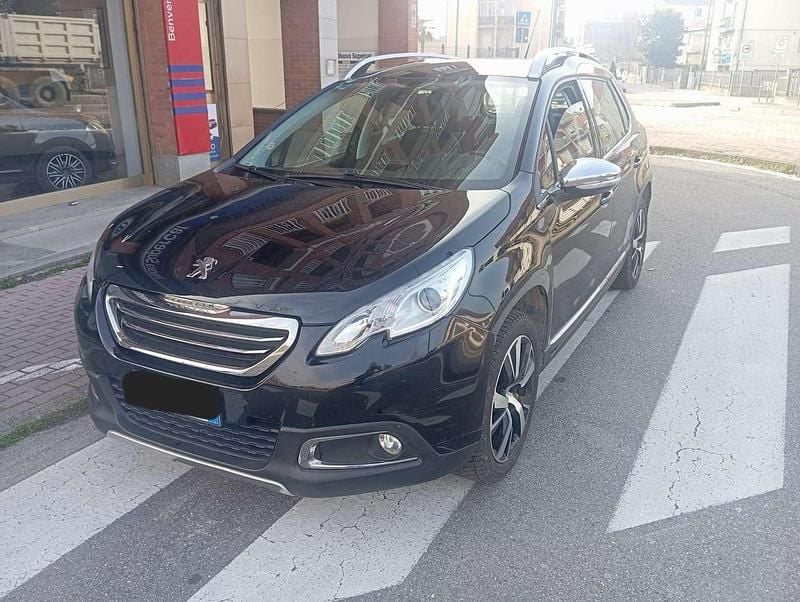 Usata Peugeot 2008 Allure 92 CV (67 kW) 2014 Nero SUV