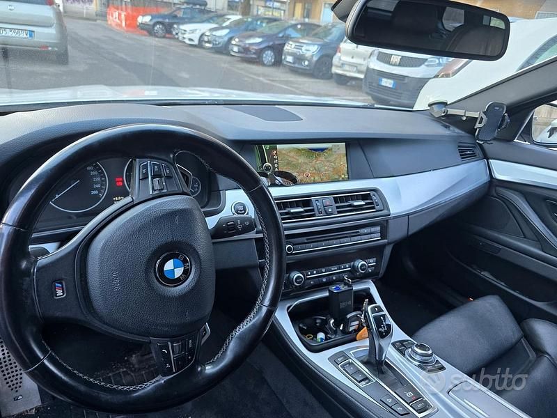 Usata BMW 530 Efficient Dynamics 258 CV (189 kW) 2011 Grigio Station wagon
