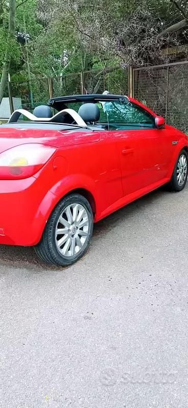 Occasion Opel Tigra 90 ch (66 kW) 2007 Rouge Cabriolet