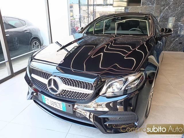 Usata Mercedes E220 Premium 194 CV (142 kW) 2020 Nero Coupé