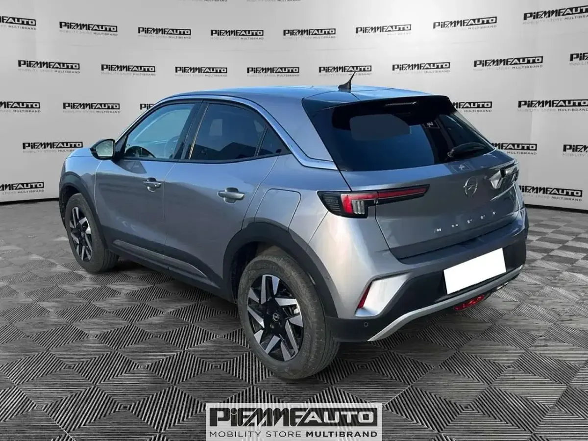 Usata Opel Mokka Elegance 131 CV (96 kW) 2022 Grigio SUV
